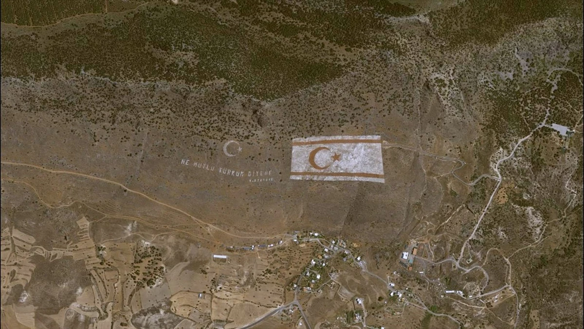 Milli Savunma Bakanlığı, Kıbrıs Barış Harekatı’nın 50. yıl dönümünde Göktürk-1 uydusu tarafından çekilen fotoğrafı paylaştı
